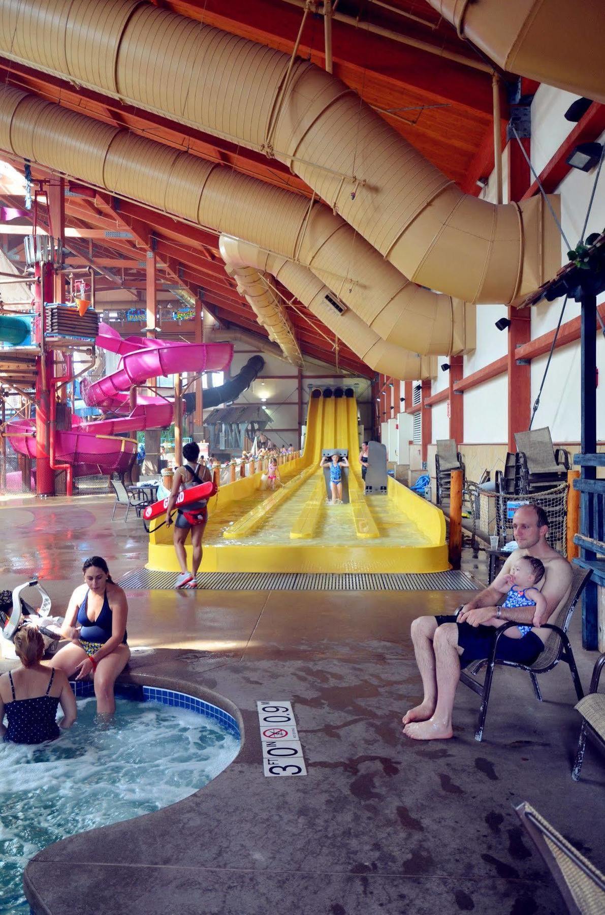 Fort Rapids Indoor Waterpark Resort Columbus Exteriér fotografie